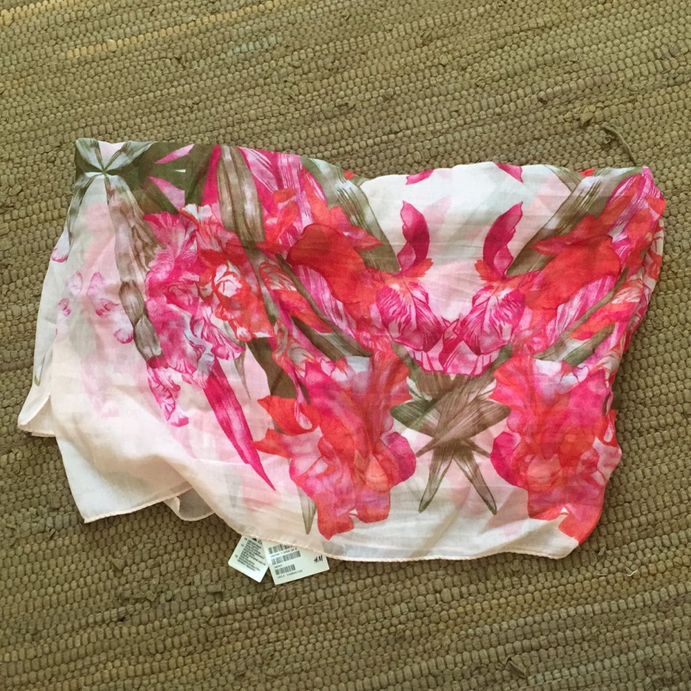 H&M pink floral scarf